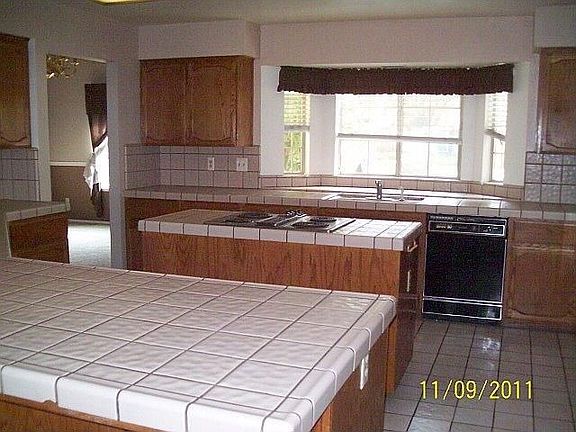 4th image of 7333 N Teilman Ave
