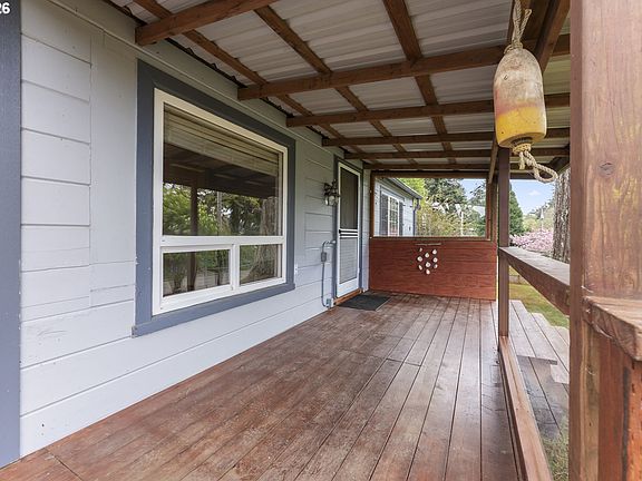 2nd image of 65851 N Bay Rd