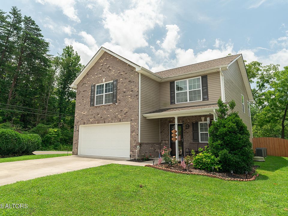 1st image of 6901 Holliday Park Ln
