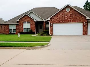 2925 Summit Hill Rd, Norman, OK 73071