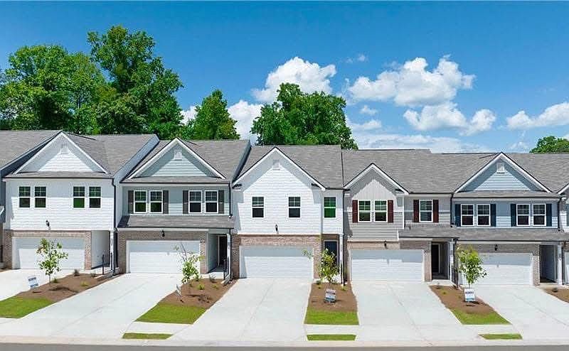 1st image of 4546 Bishops Ln