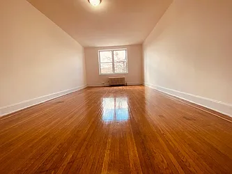 Rented by Silverstein Collection LLC 