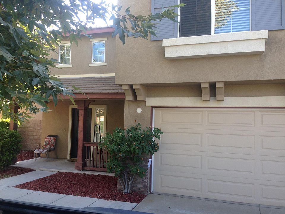 1st image of 38355 Sevilla Ave