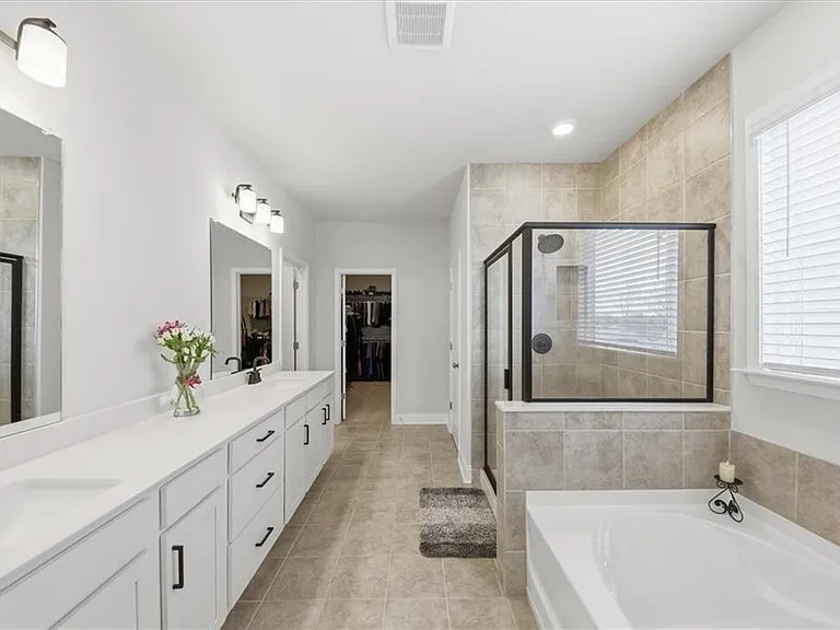 3939 Alderstone Dr — Photo 50