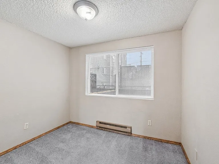 Westwood Apartments — Photo 36