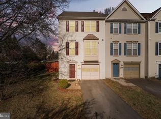 5990 Manorwood Dr, Centreville, VA 20120