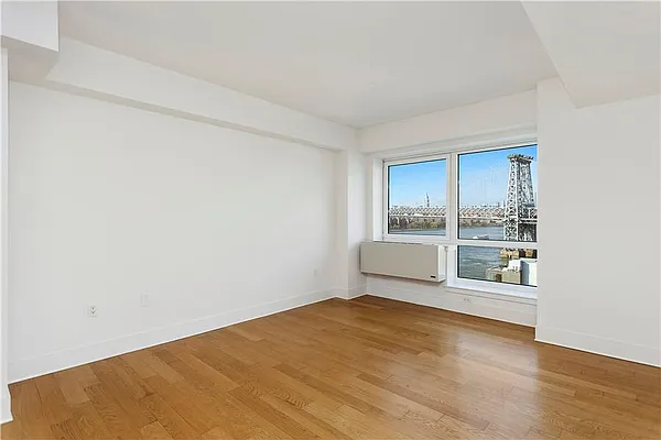 Sold by Urban Realty NYC | media 9