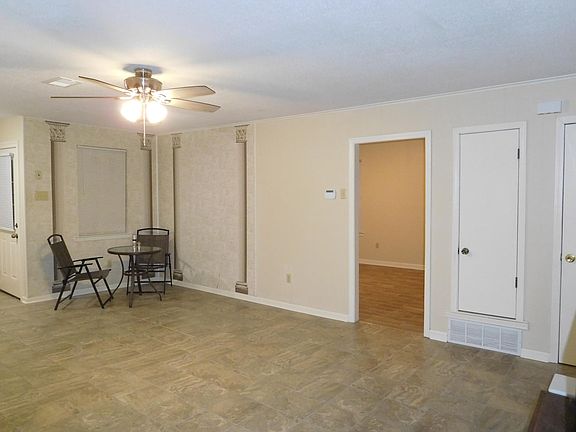 4th image of 4633 Crystal Springs Dr