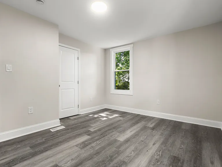 505 McCabe Ave — Photo 25