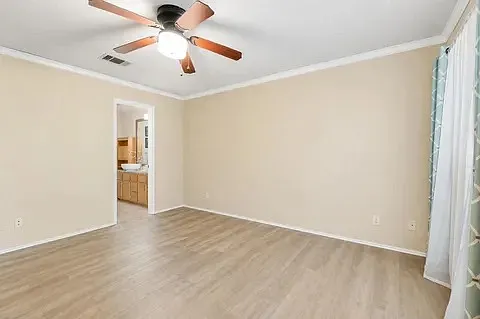 3848 Dalston Ln — Photo 7