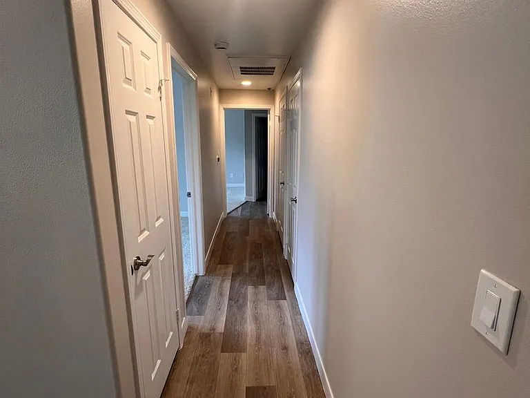 4623 Willis Ave — Photo 16