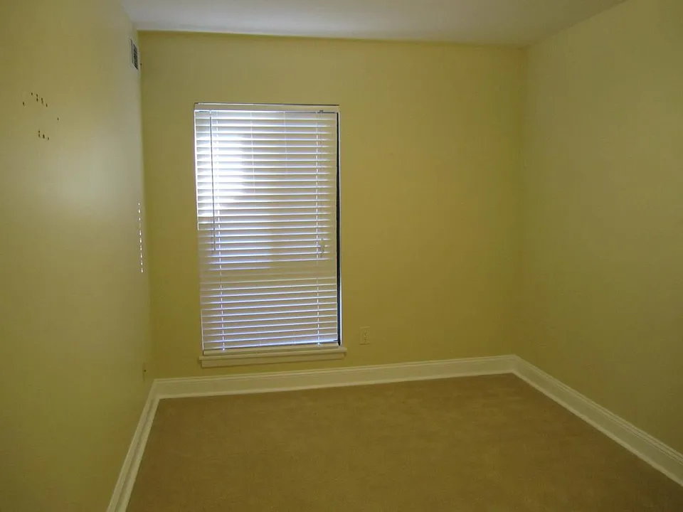 Smaller bedroom