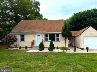 819 E Evesham Rd, Glendora, NJ 08029