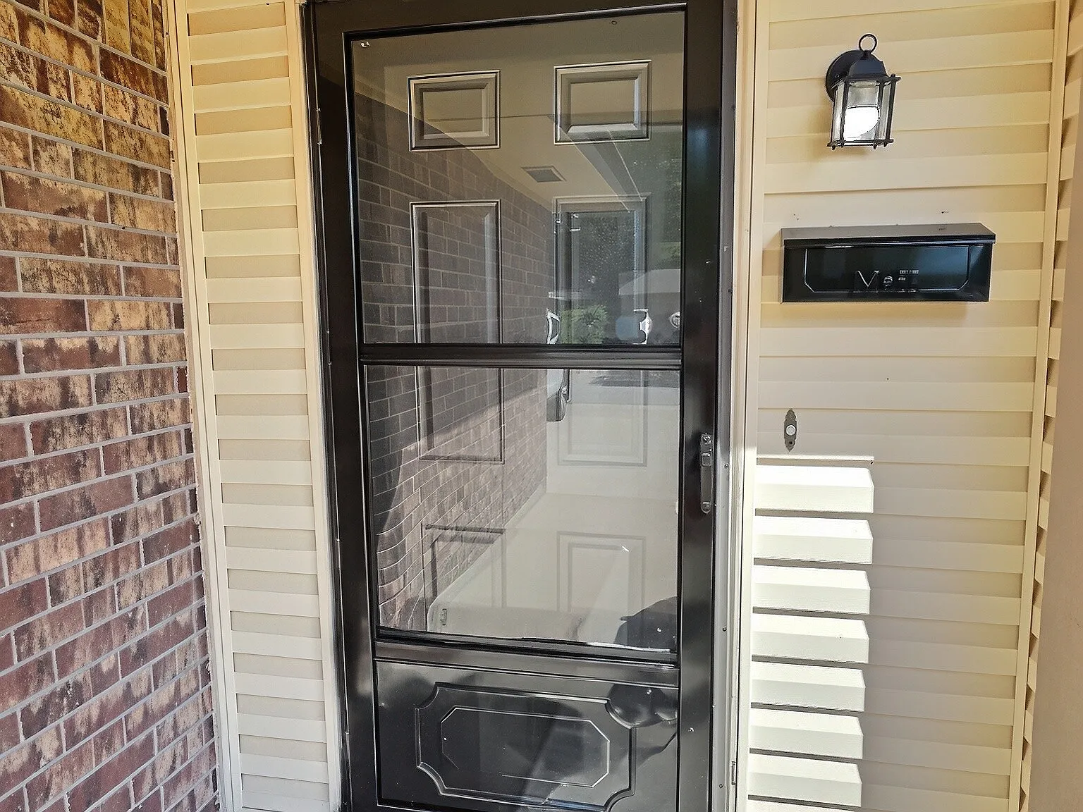 2 bed, 829 sqft, $1,075 — Photo 3