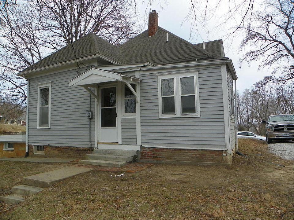 1st image of 1224 Dewey Ave