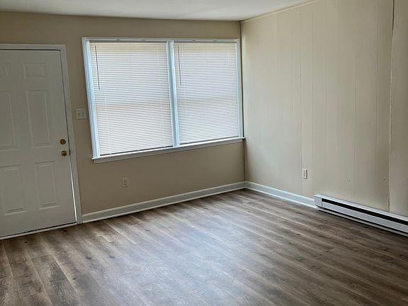 3rd image of 3149 Walmsley Blvd