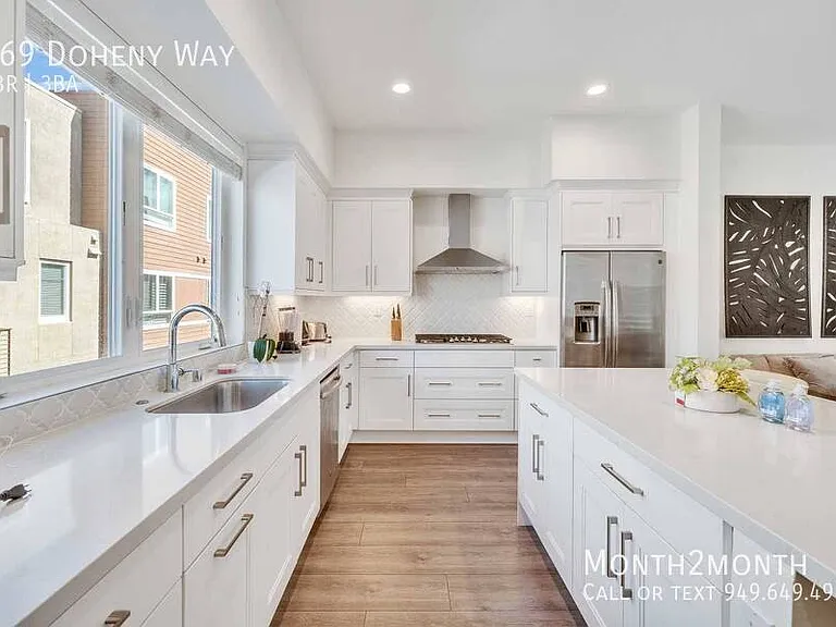 769 Doheny Way — Photo 15