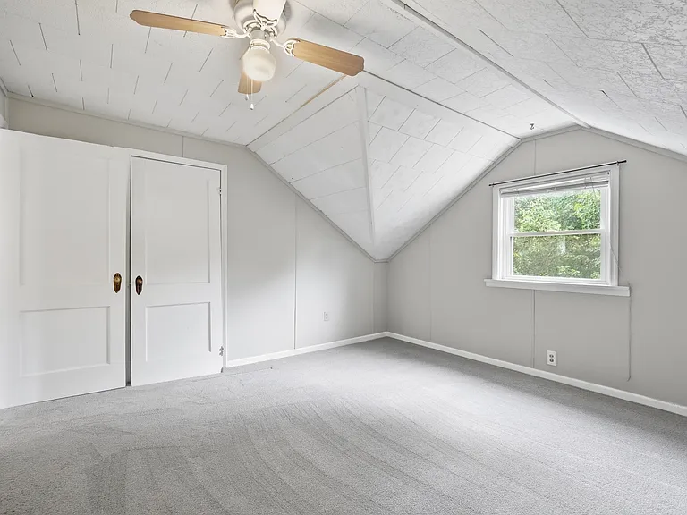 3774 Drake Ave — Photo 41