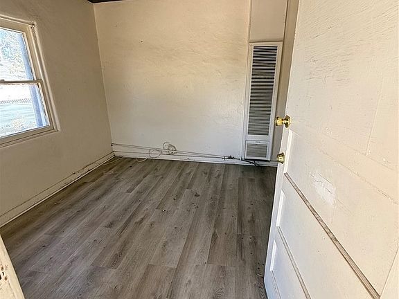 5th image of 2961 11th St