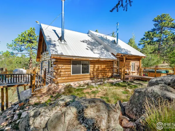 211 Wetterhorn Ct, Livermore, CO 80536