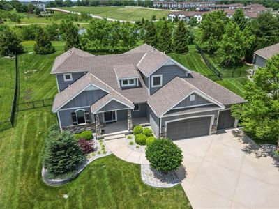 194 SW Roosevelt Rdg, Lees Summit, MO, 64081
