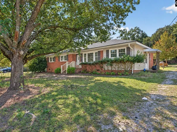 142 Spring Rd, Lexington, SC 29073