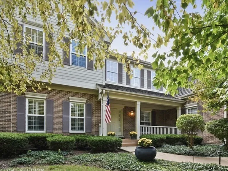 5393 Promontory Ln — Photo 2