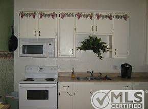 Nice clean kitchen