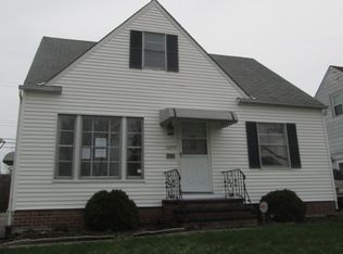 19297 Stafford Ave, Maple Heights, OH 44137