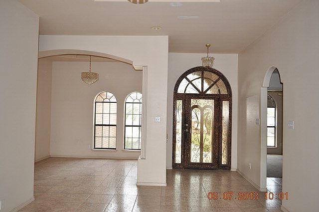 2nd image of 3108 Kerria Ave