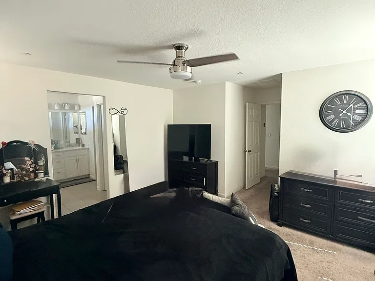 Spacious master bedroom