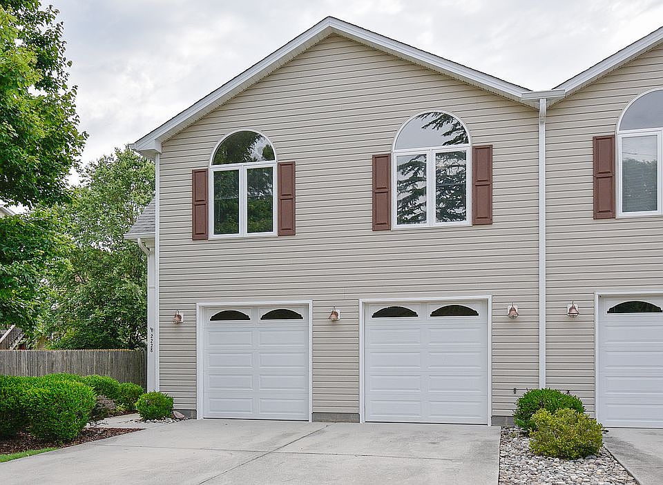 1st image of 2228 W Berrie Cir