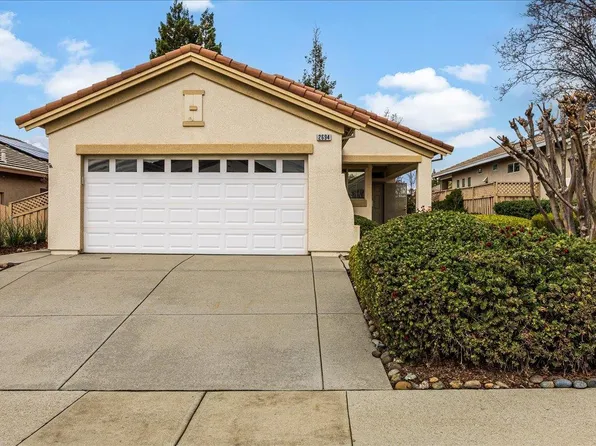 2694 Woodacre Ln, Lincoln, CA 95648