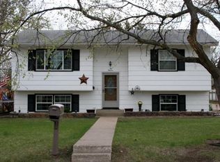 211 W Douglas Ave, Mitchell, SD 57301