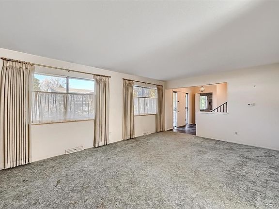 5th image of 3950 E Costilla Ave