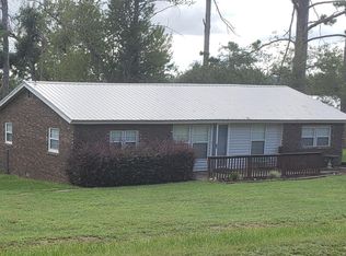 7859 Jenkins St, Sneads, FL 32460
