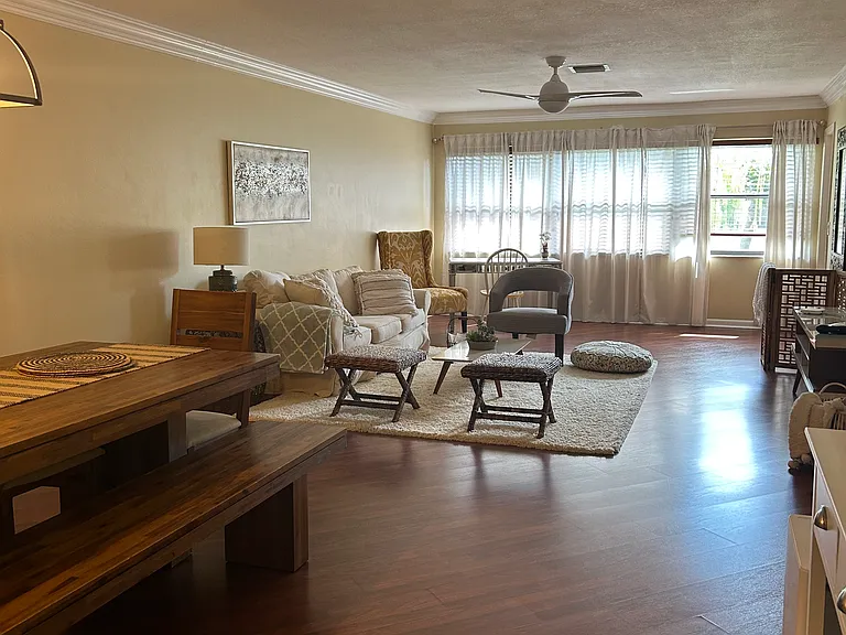 2907 SW 21st Ter #26B2 — Photo 8