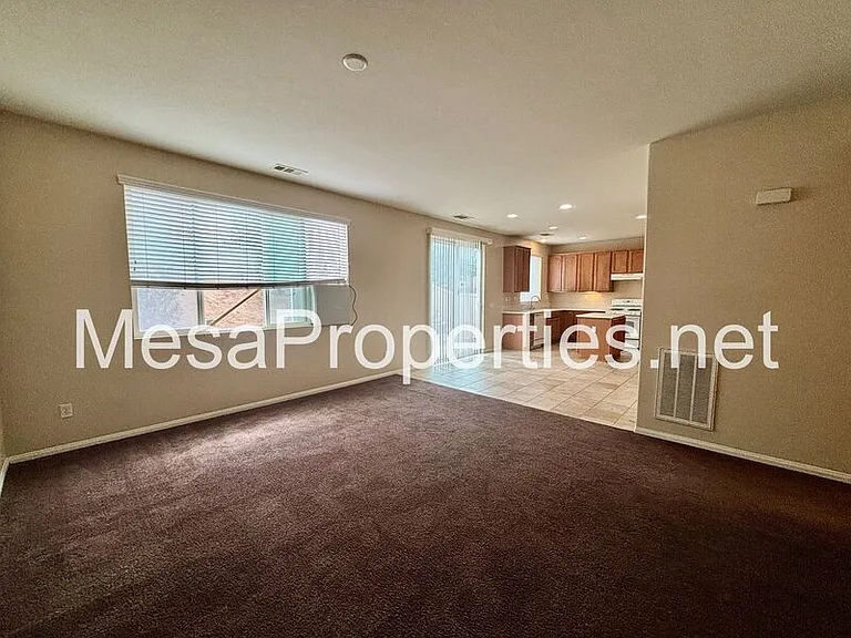 16677 Desert Lily St — Photo 10