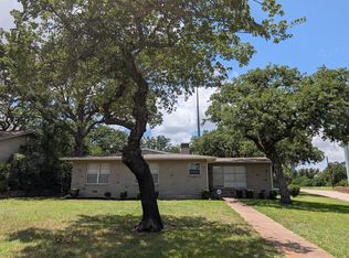 4800 Dunlap Dr, Fort Worth, TX 76119