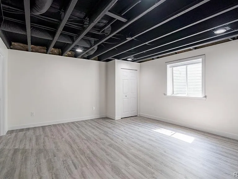 425 Knollwood Dr — Photo 24