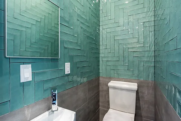 Rented by Brooklyn Group | media 35