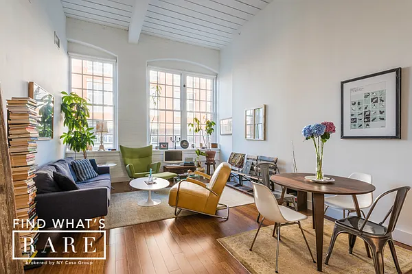 Rented by NY Casa Group | media 10