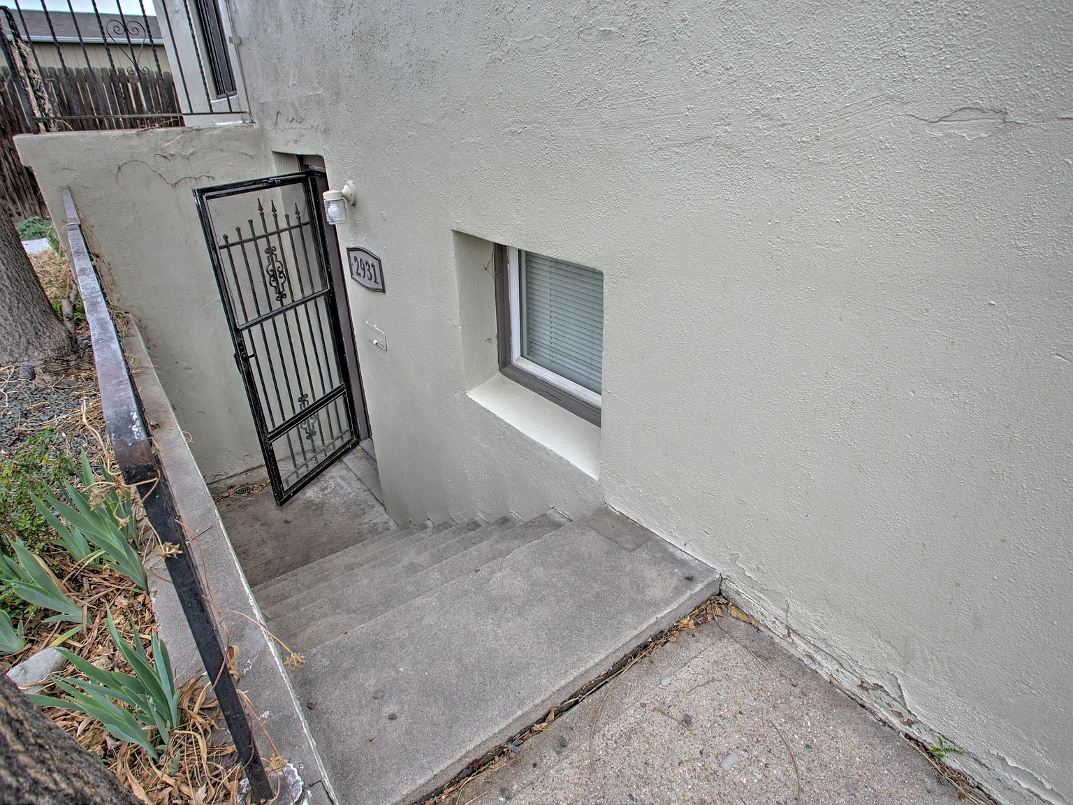 2931 W 37th Ave — Photo 2