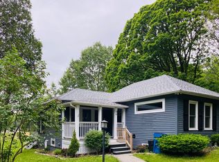 66 8th St, Portland, ME 04103