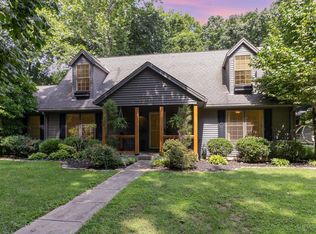 7274 Fernbank Ave, Cincinnati, OH 45233