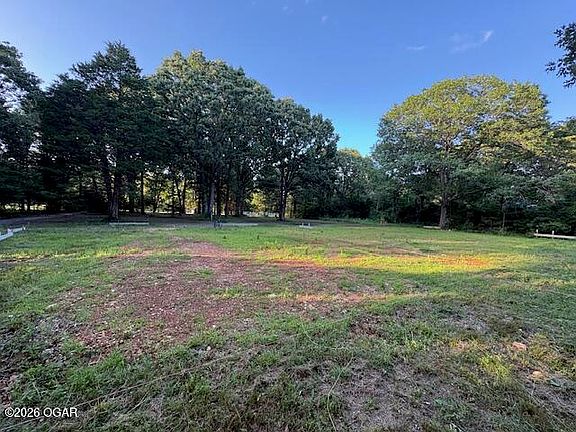 5th image of 8350 Glory Ln