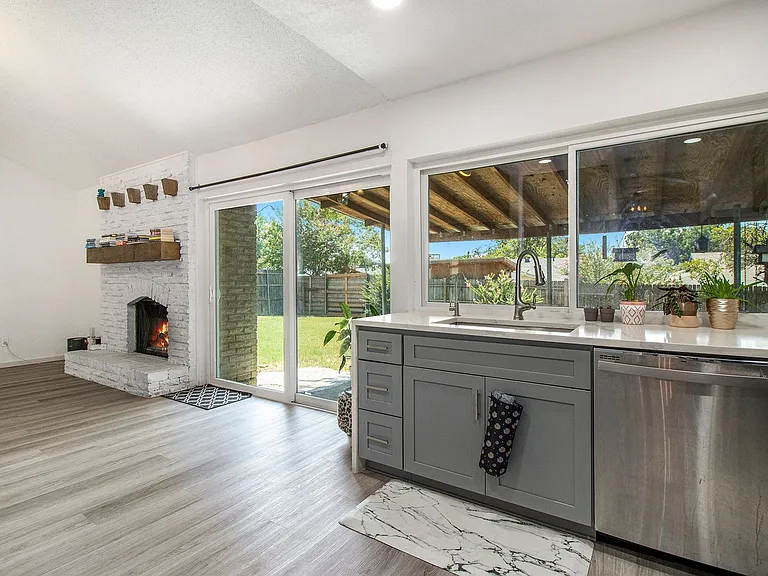 1014 Terrace Trl — Photo 14