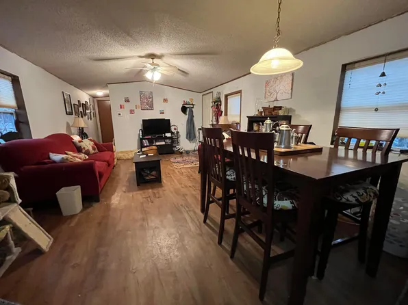 156 Cambridge Ct, Reynoldsburg, OH 43068