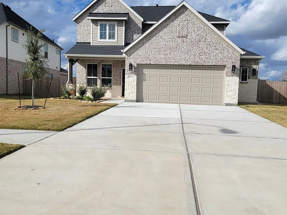 3130 Boulder Ridge Dr