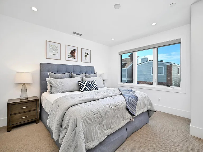 3940 Seashore Dr — Photo 21
